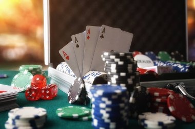 Live Three Card Poker table at hauswin138 with live dealer and game cards visible